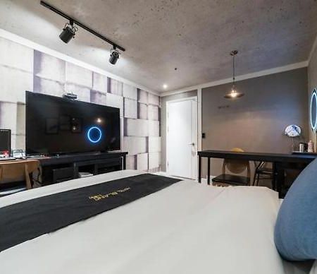 Ilsan Blanc Motel Goyang Ngoại thất bức ảnh