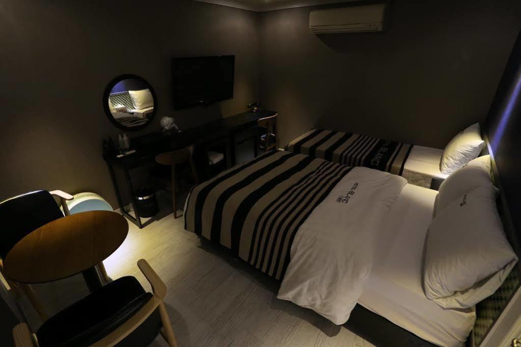 Ilsan Blanc Motel Goyang Ngoại thất bức ảnh